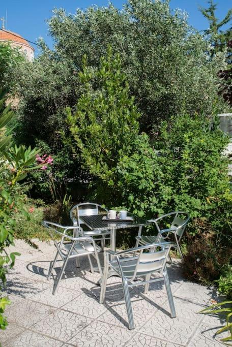 Anadora 2: Hospitable Stone House With Yard Apartment Alexandroúpolis Luaran gambar